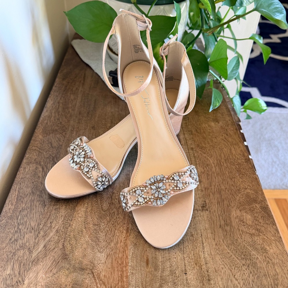Blue by Betsey Johnson Mel Block Heel Women 10W Champagne Satin Crystal Sandal